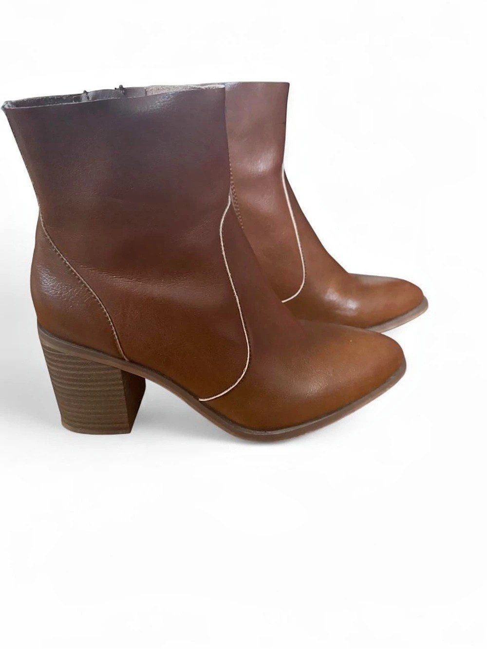 Universal Thread Tan Heeled Ankle Boots US 10